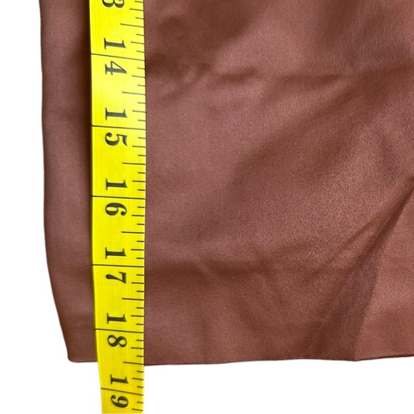 NWT Maree Pour Toi Bishop Sleeve Wrap Top Blouse Metallic Satin Brown Size 26 - Picture 12 of 12
